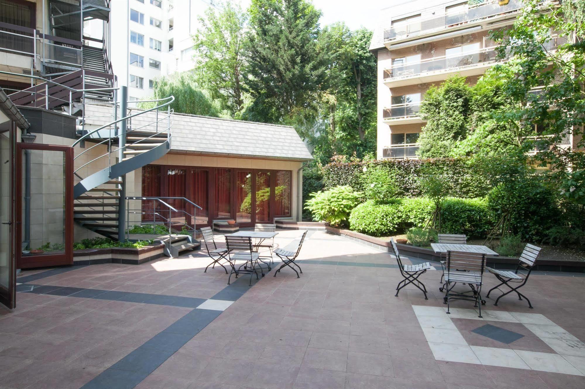 Hotel Best Western County House Saint-Gilles Exteriér fotografie