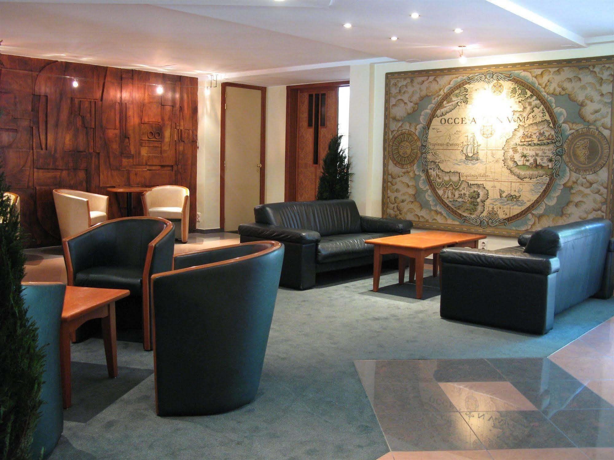 Hotel Best Western County House Saint-Gilles Interiér fotografie