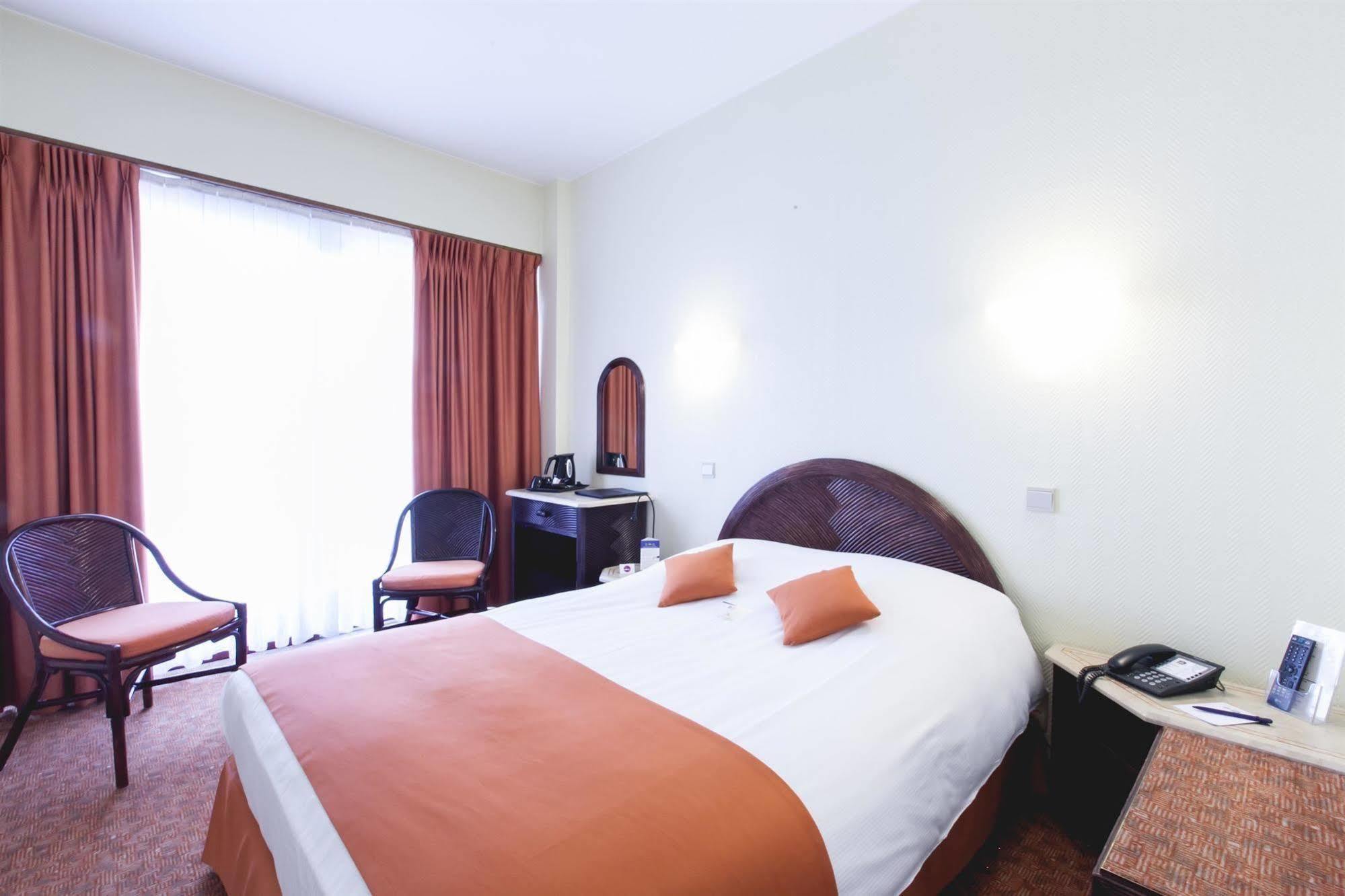 Hotel Best Western County House Saint-Gilles Exteriér fotografie